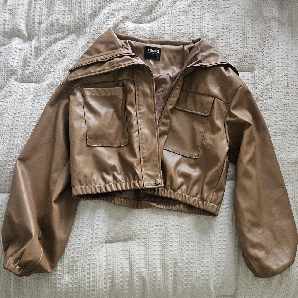 Ci Sono Cropped Faux Leather Jacket in Tan Brown